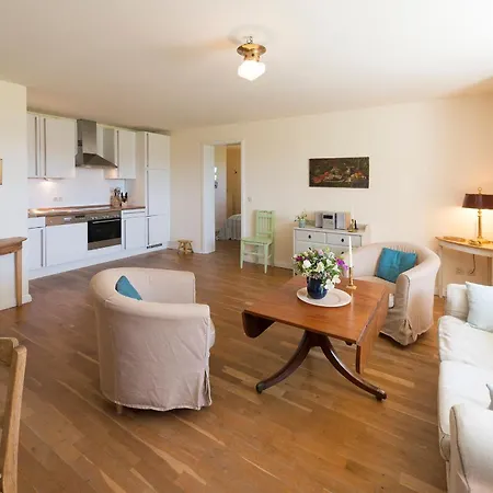 Appartement Im Erdgeschoss Des Herrenhauses